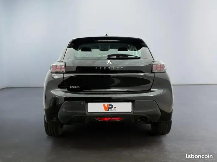 Peugeot 208 2020 photo 3