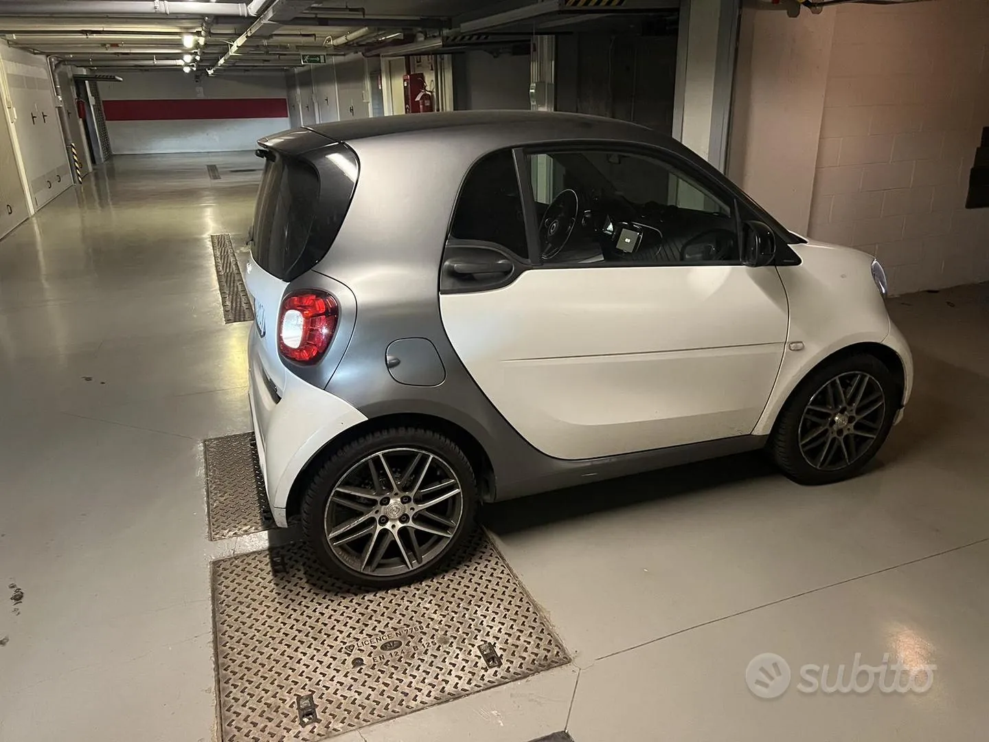 Smart Fortwo 2018 photo 2