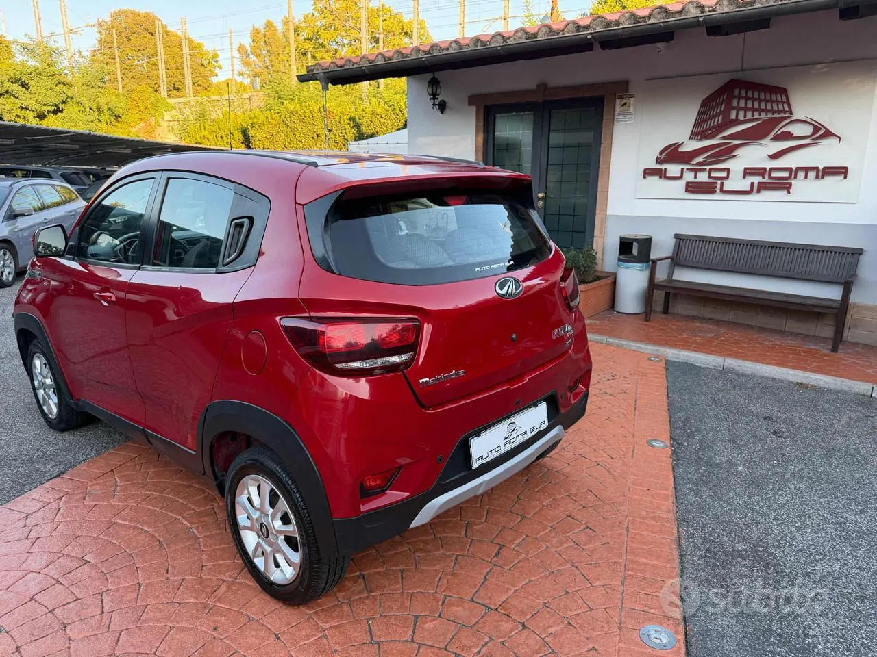 Mahindra Kuv100 2018 photo 3
