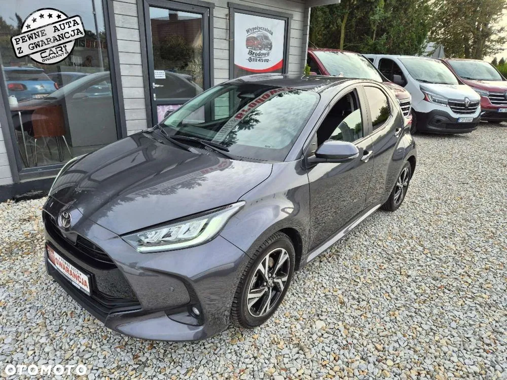 Toyota Yaris 2024 photo 2