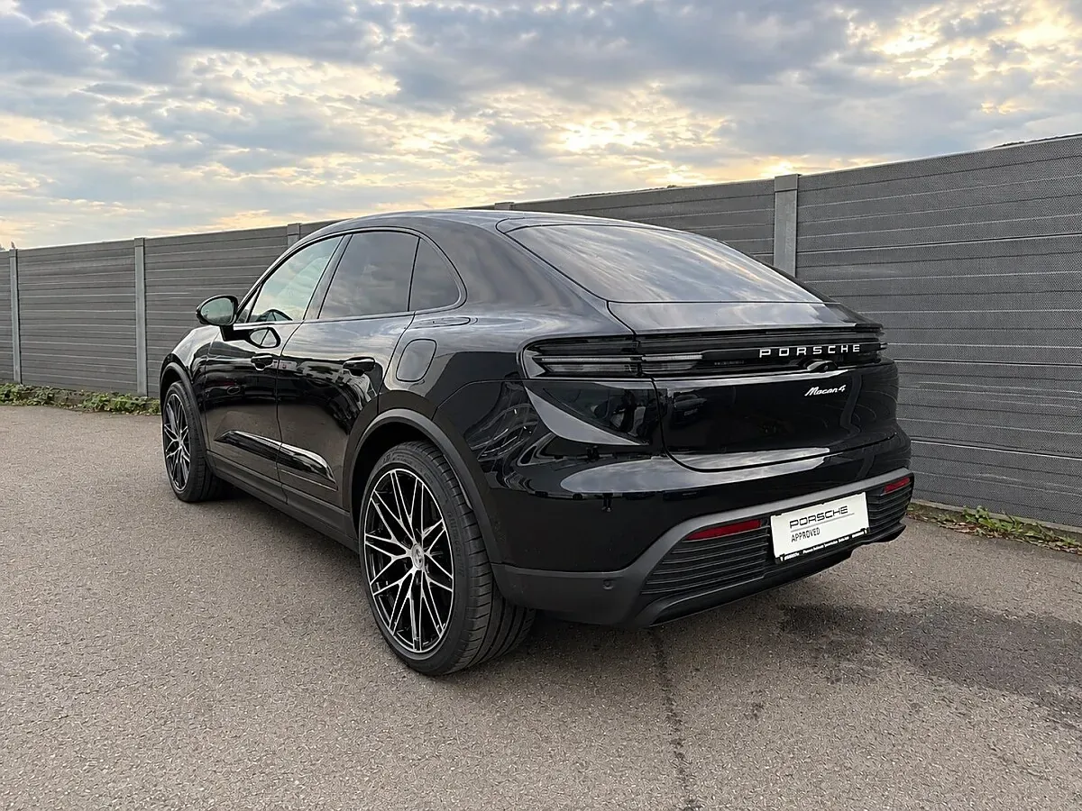 Porsche Macan 2026 photo 3