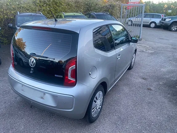 Volkswagen Up 2013 photo 5