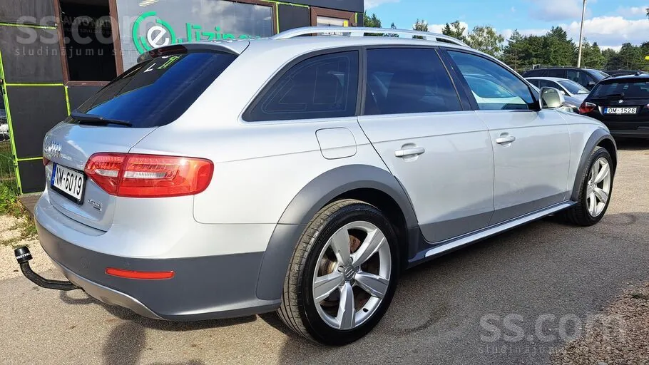 Audi A4 Allroad 2013 photo 2