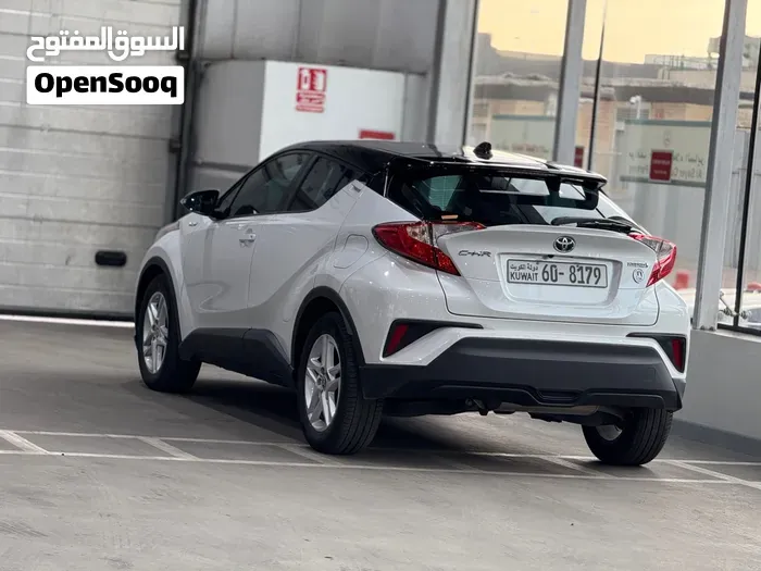 Toyota C-Hr 2022 photo 3