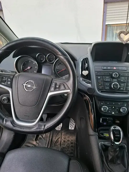 Opel Zafira Tourer