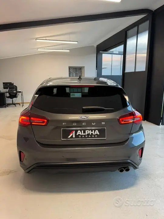 Ford Focus 2024 photo 5
