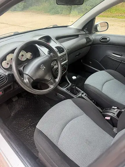 Peugeot 206 2006 photo 3