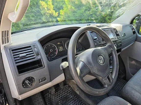 Volkswagen Transporter 2011 photo 5