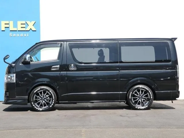 Toyota Hiace 2022 photo 5