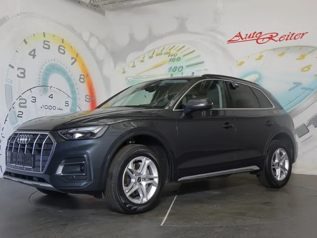 Audi Q5 2022 photo 3