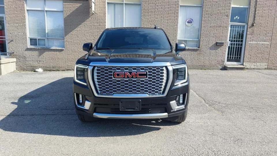 GMC Yukon Xl 2022 photo 2