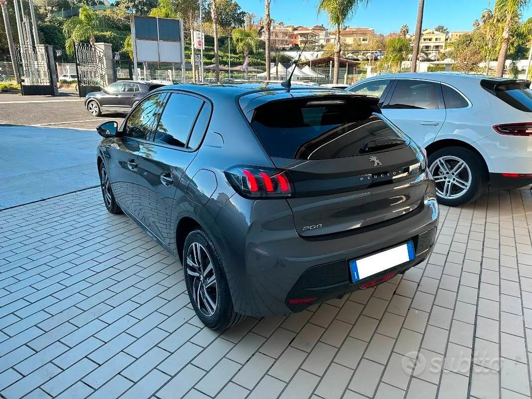 Peugeot 208 2023 photo 5