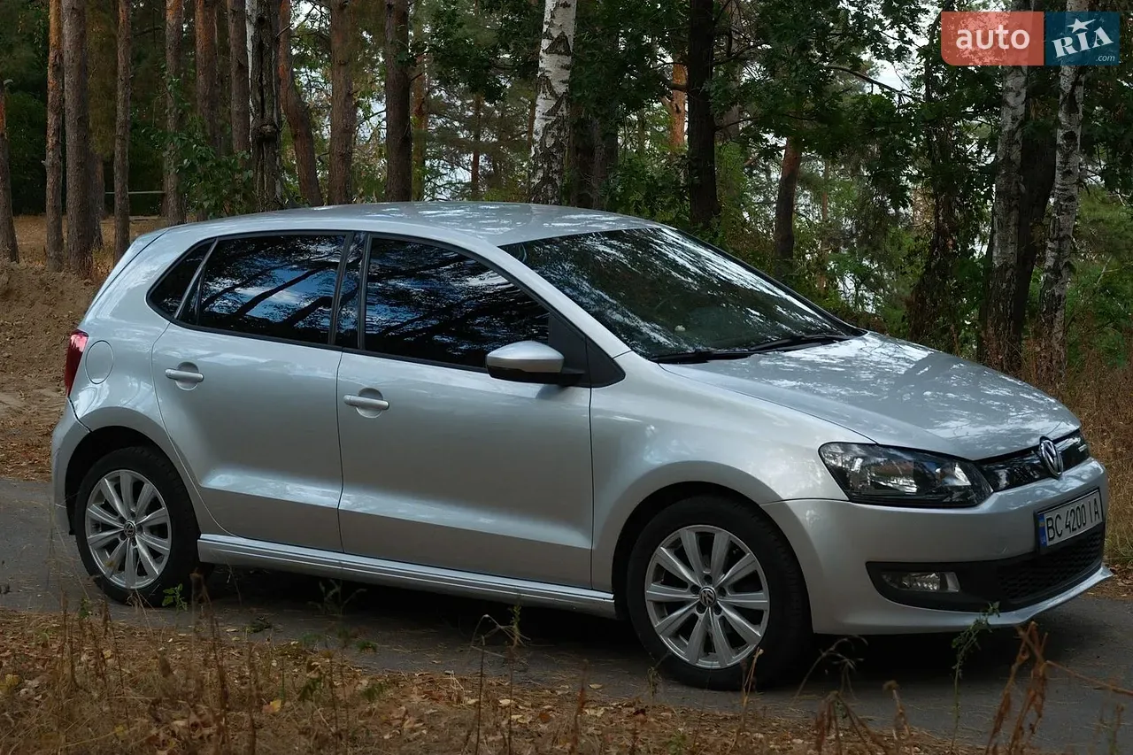 Volkswagen Polo 2012 photo 2