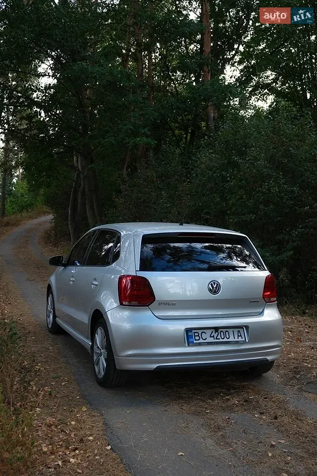 Volkswagen Polo 2012 photo 5