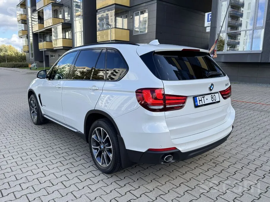 BMW X5 2014 photo 2