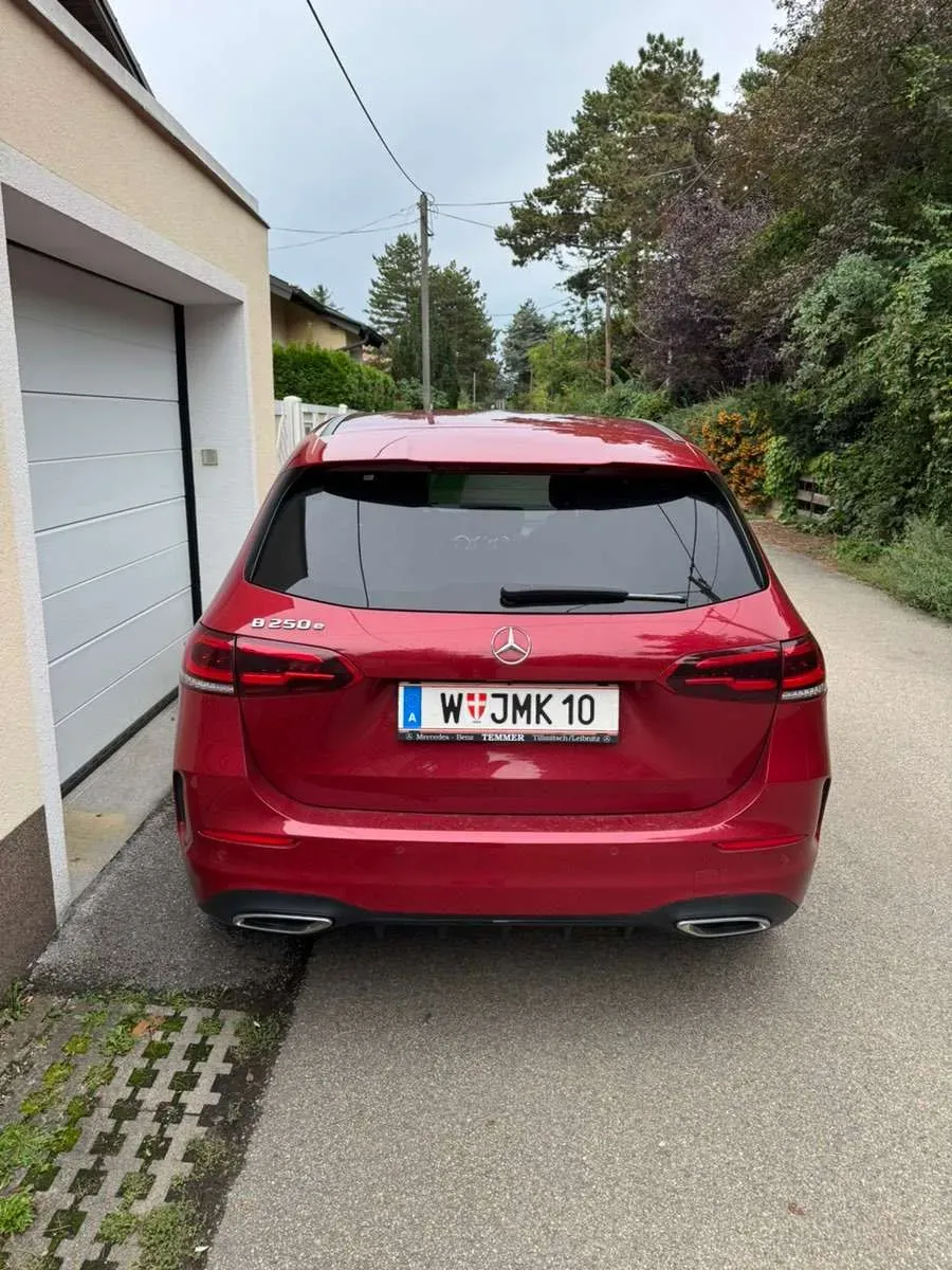 Mercedes-Benz B-Class 2023 photo 3