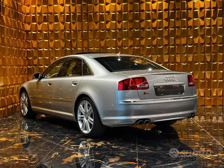 Audi A8 2007 photo 5
