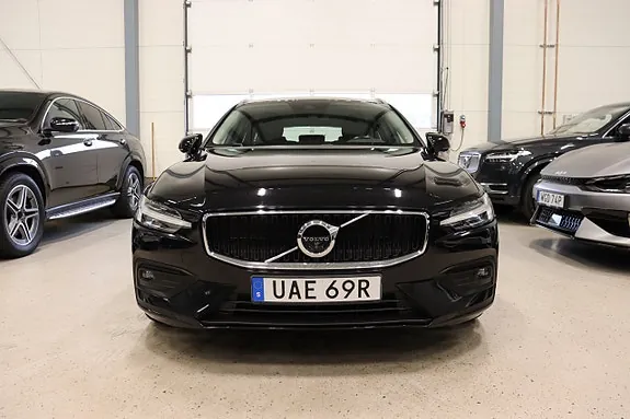 Volvo V60 2019 photo 2