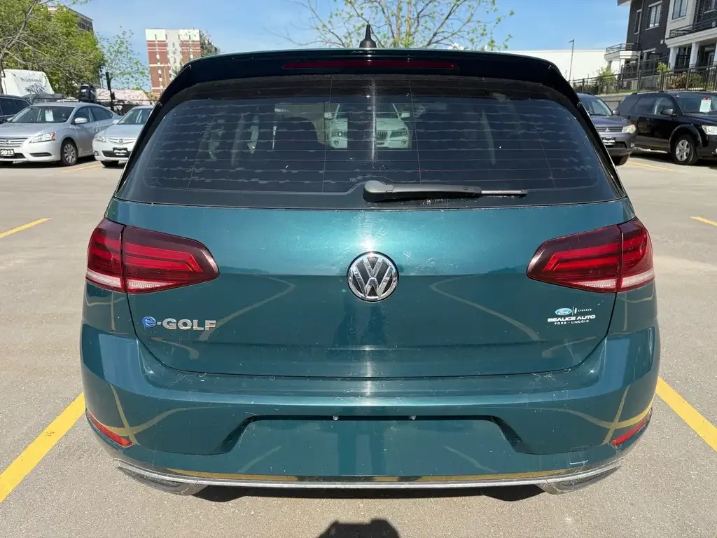 Volkswagen E-Golf 2017 photo 4