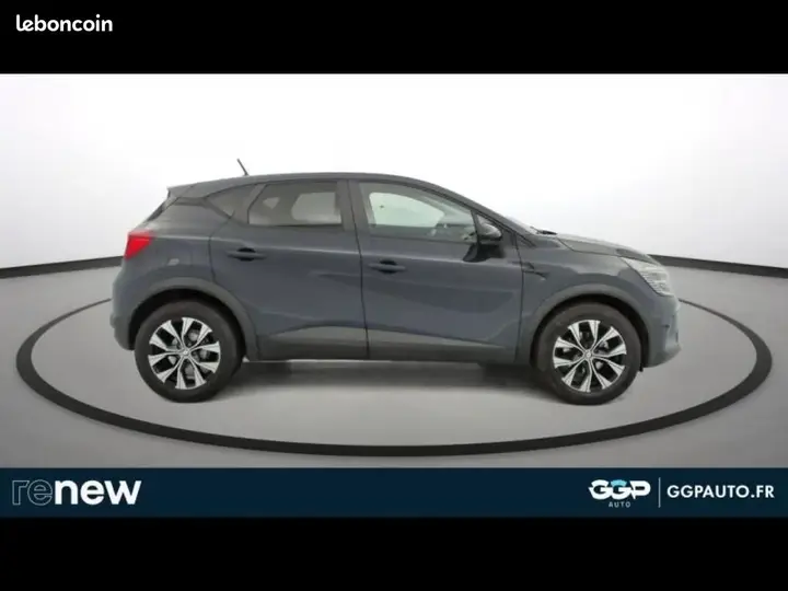 Renault Captur 2023 photo 2
