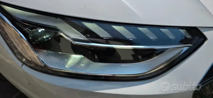Audi A4 Avant 2024 photo 2