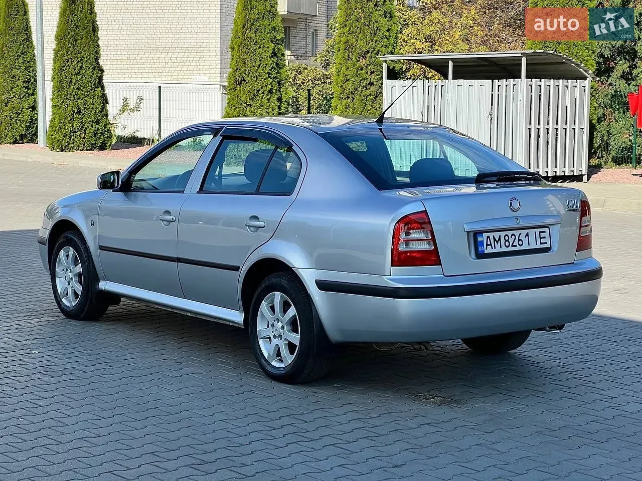 Skoda Octavia 2009 photo 2