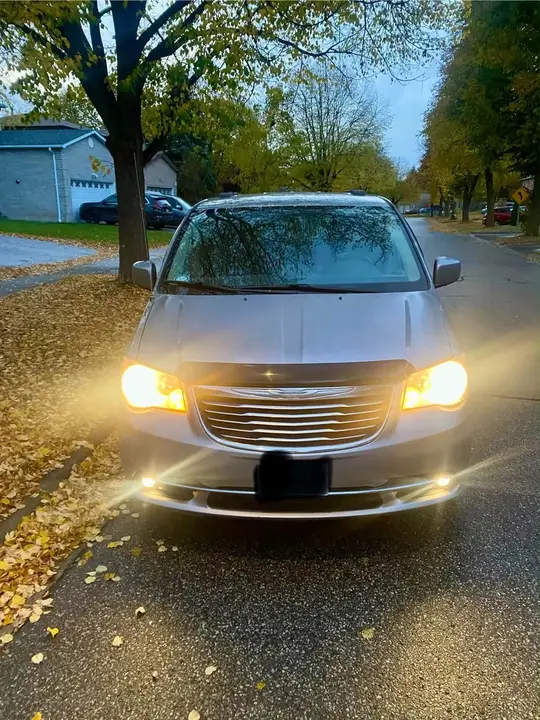 Chrysler Town & Country 2015 photo 4