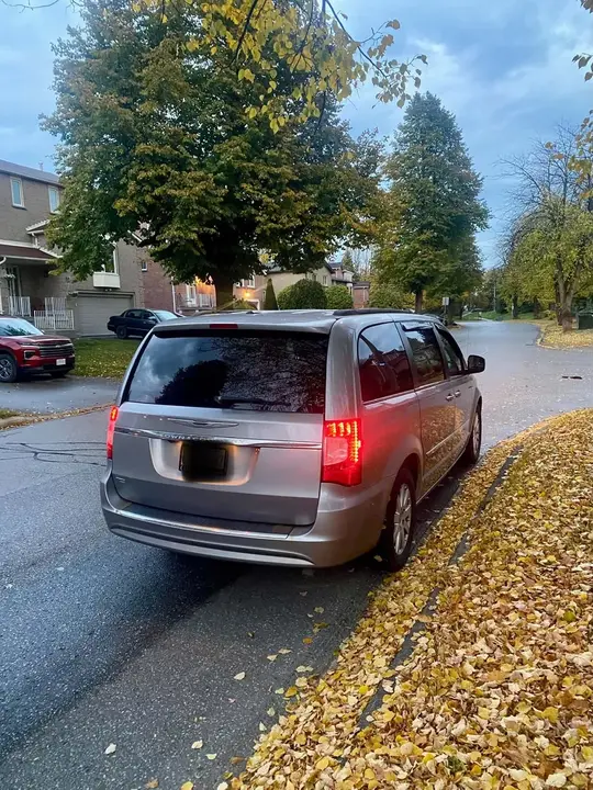Chrysler Town & Country 2015 photo 5