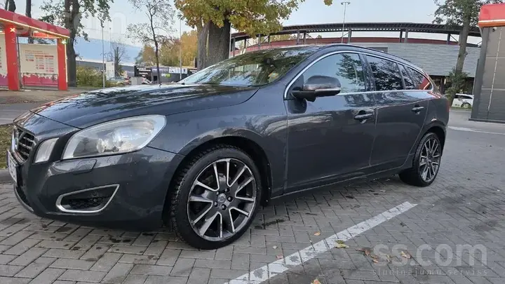 Volvo V60
