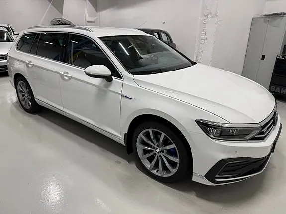 Volkswagen Passat 2020 photo 3