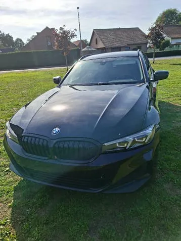 BMW 320E