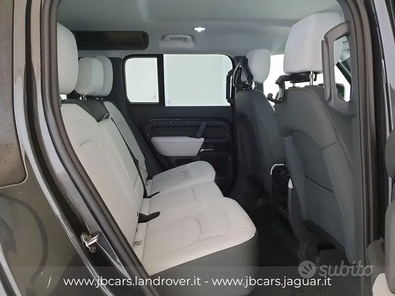 Land Rover Defender 2025 photo 5