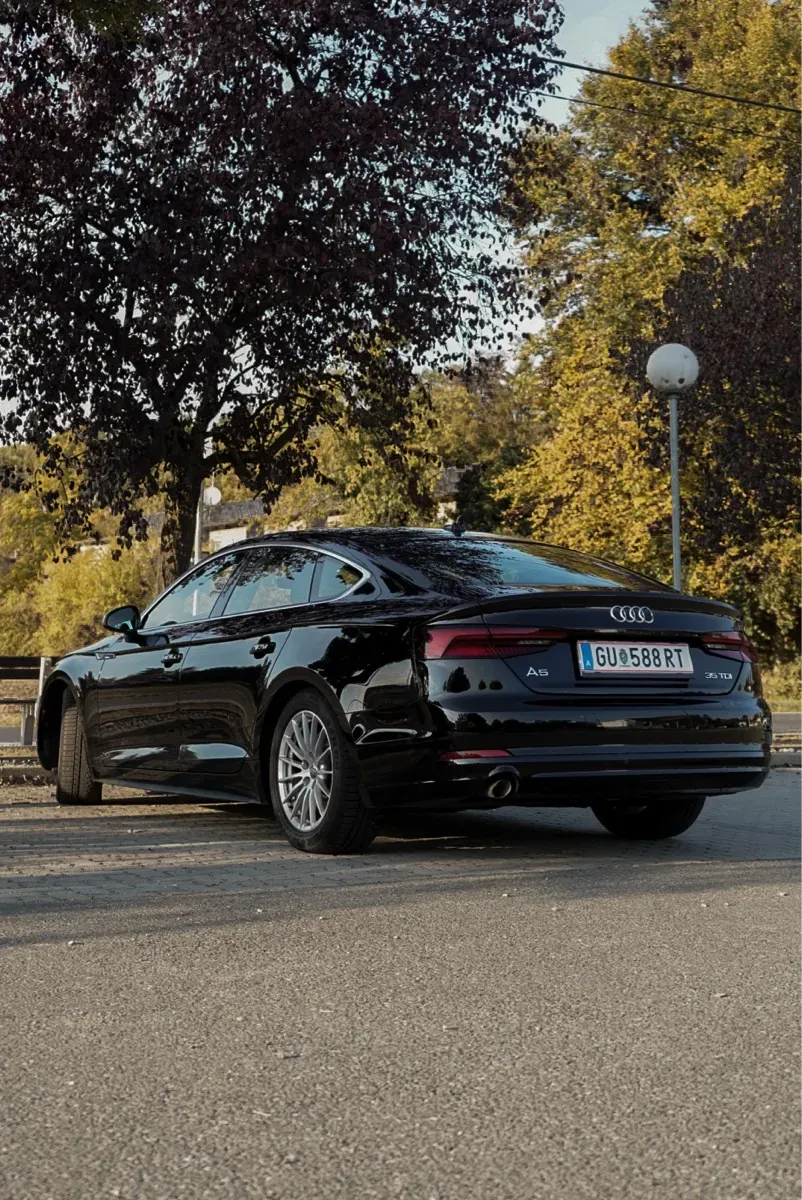 Audi A5 2019 photo 2