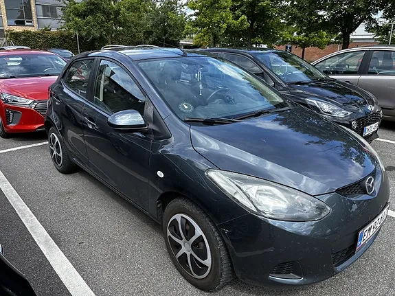 Mazda 2