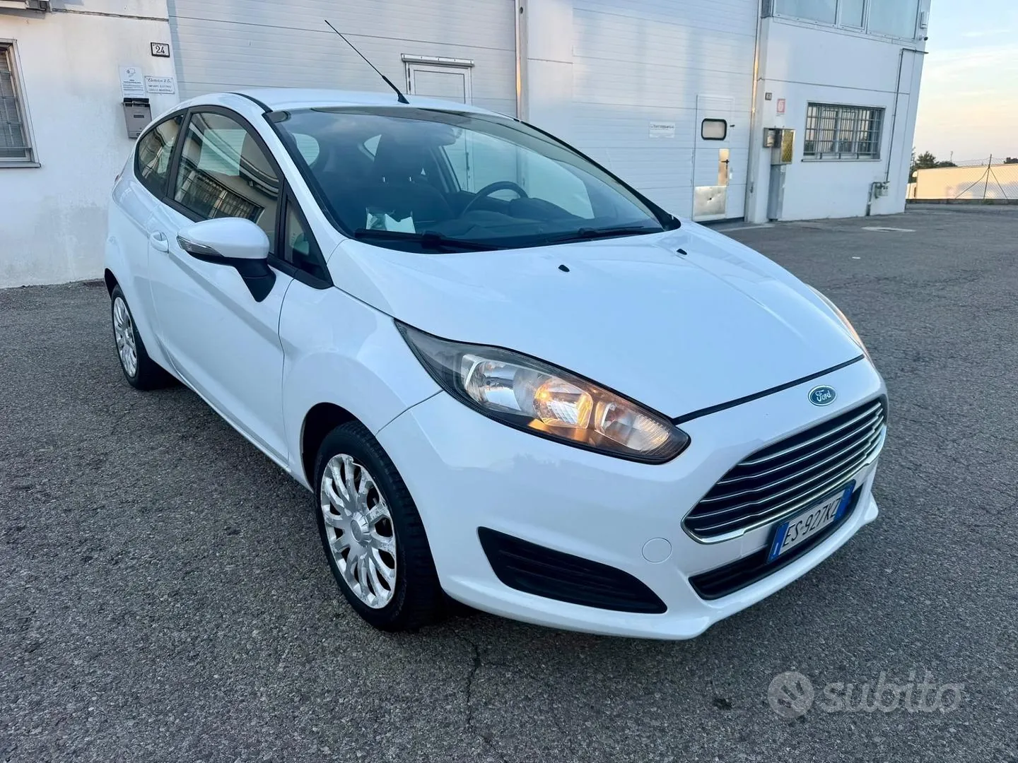 Ford Fiesta 2013 photo 3