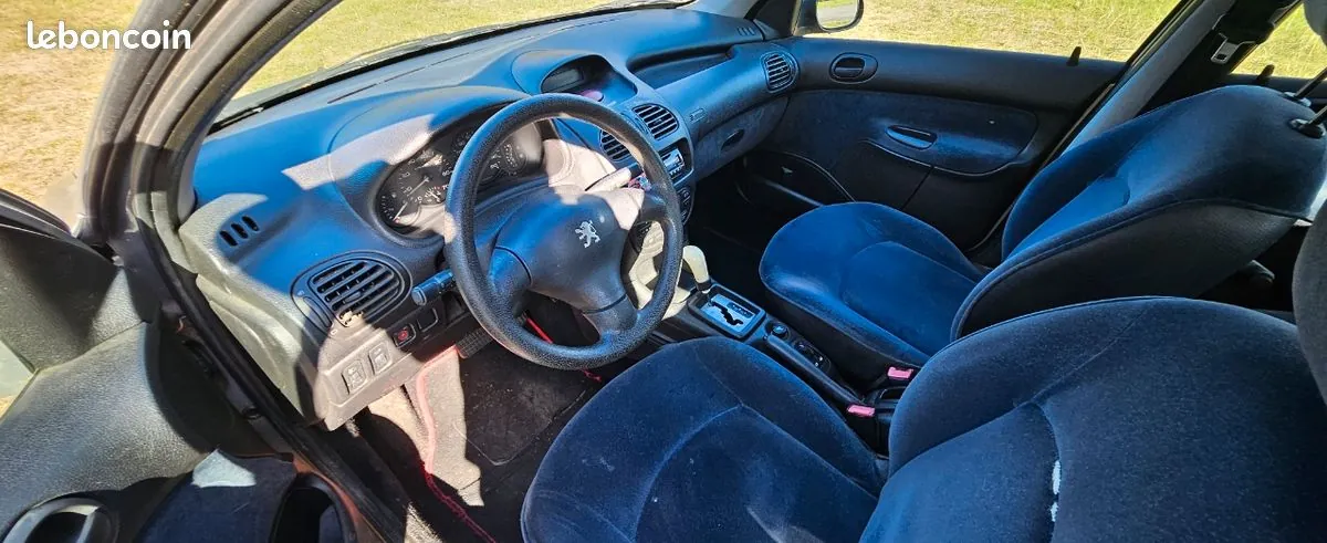 Peugeot 206 2000 photo 3