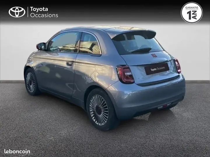 Fiat 500 2023 photo 2