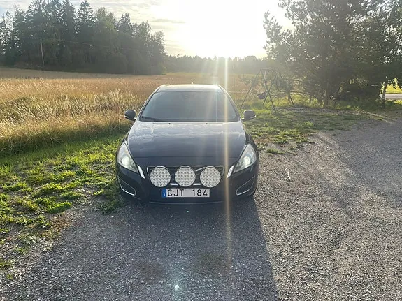Volvo V60 2011 photo 3