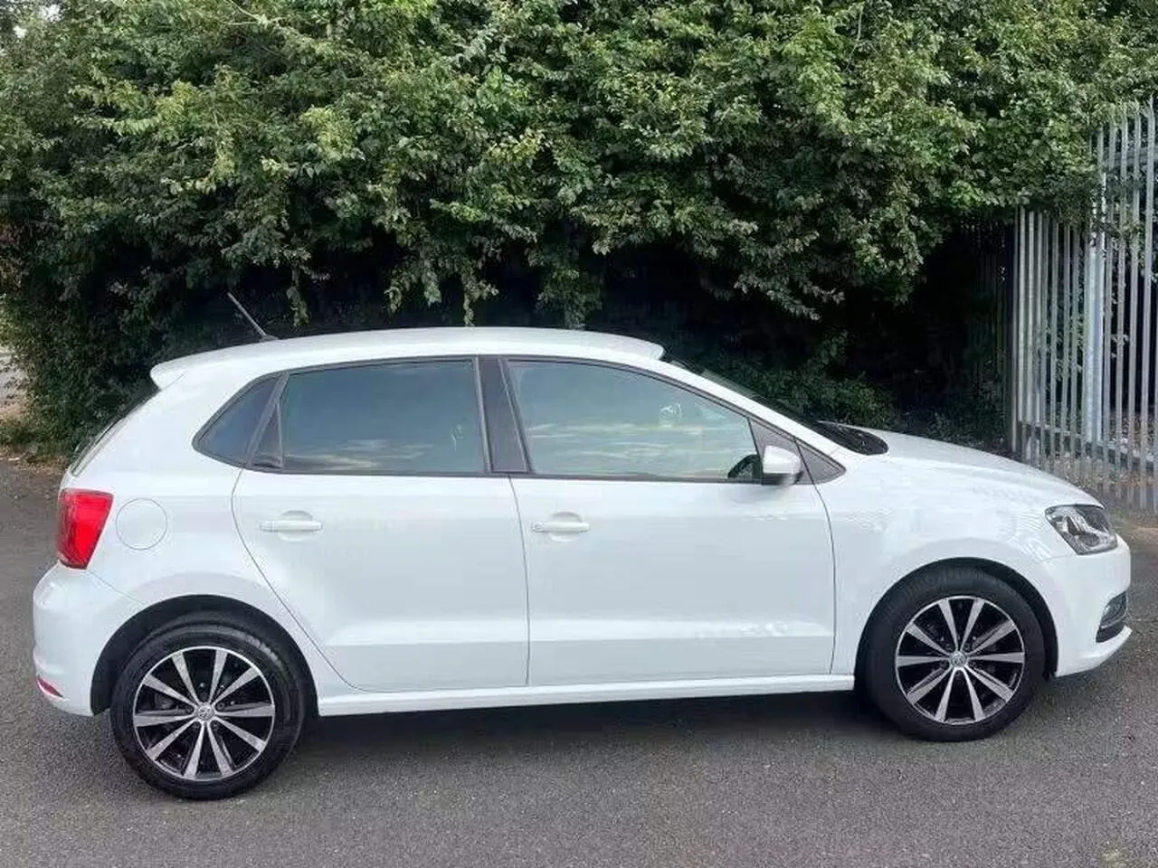 Volkswagen Polo 2016 photo 5