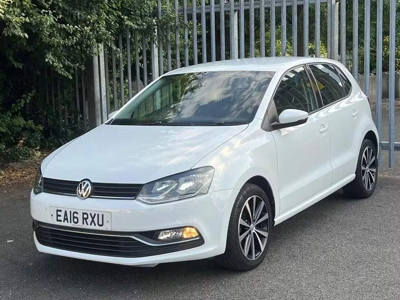 Volkswagen Polo 2016 photo 3