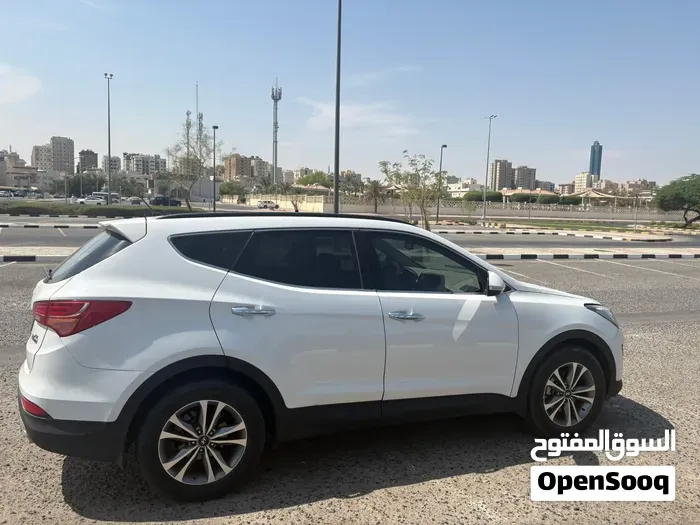 Hyundai Santa Fe 2016 photo 4