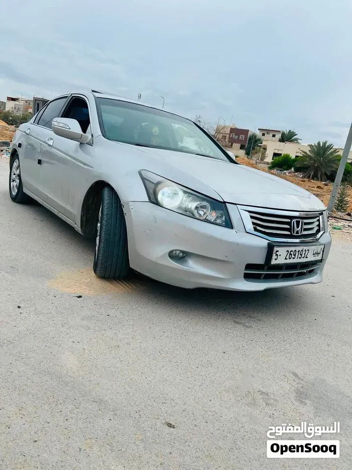 Honda Accord 2010 photo 2