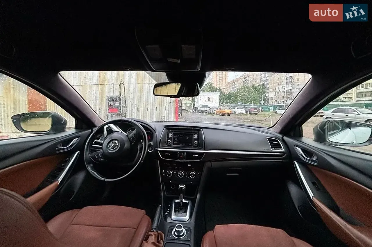 Mazda 6