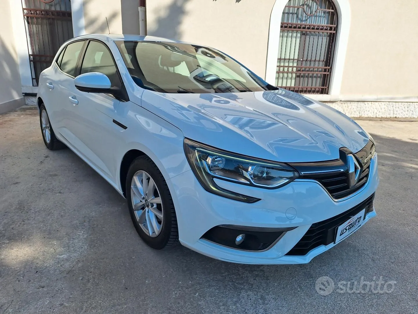 Renault Megane 2016 photo 2