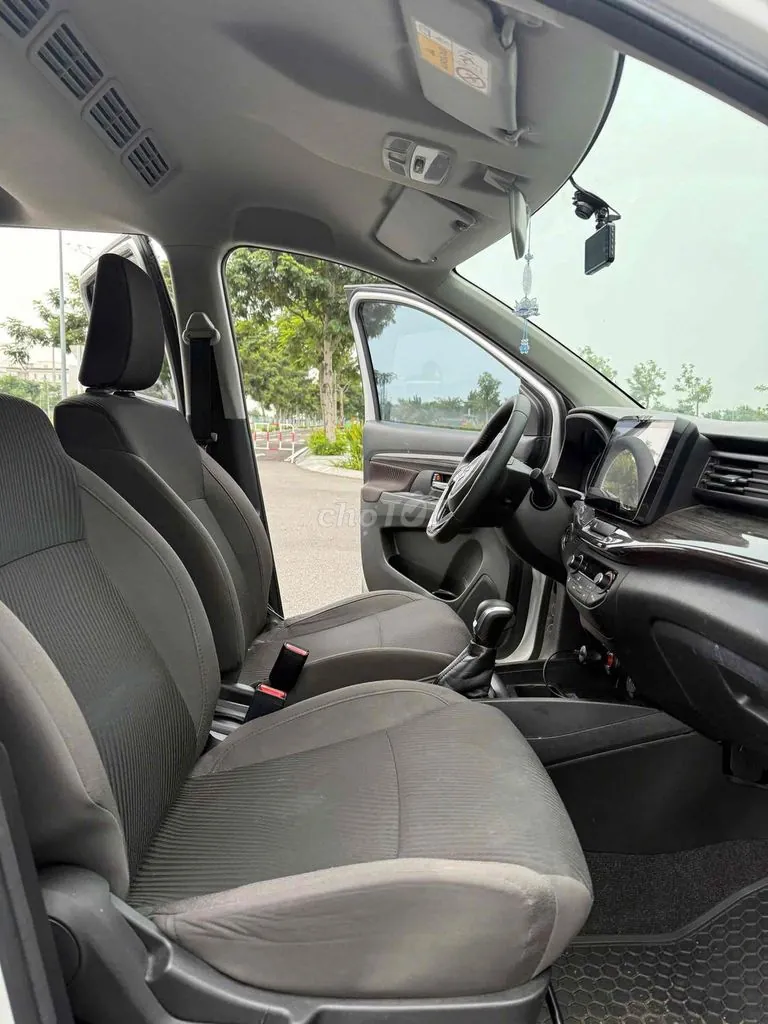 Suzuki Ertiga 2023 photo 4