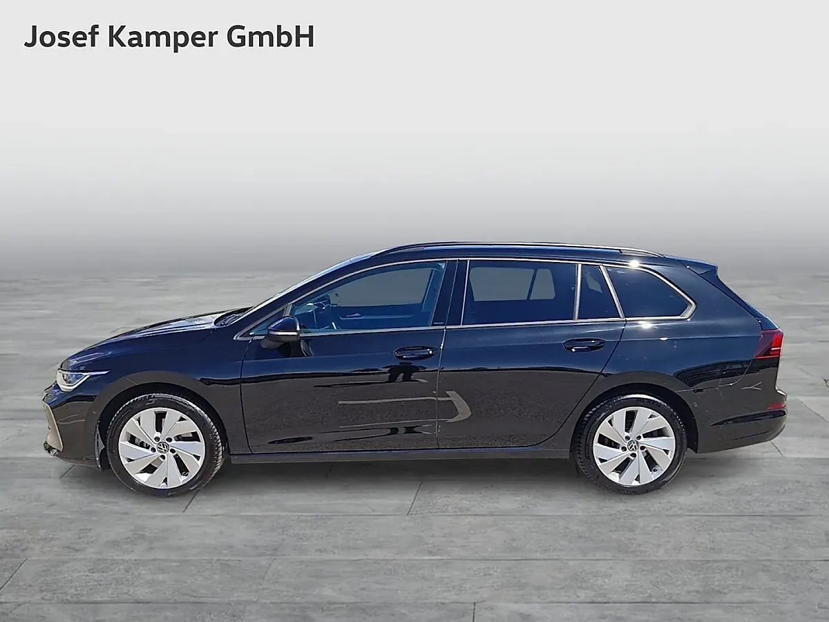 Volkswagen Golf 2025 photo 2