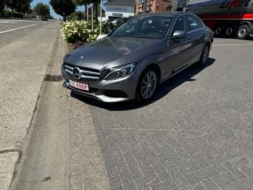 Mercedes-Benz C180