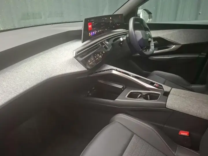 Peugeot 3008 2024 photo 5