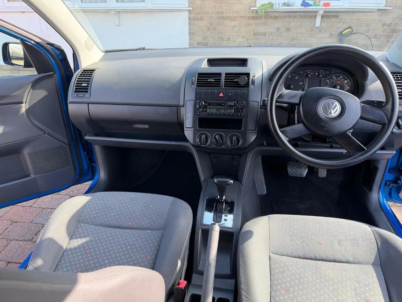 Volkswagen Polo 2005 photo 5