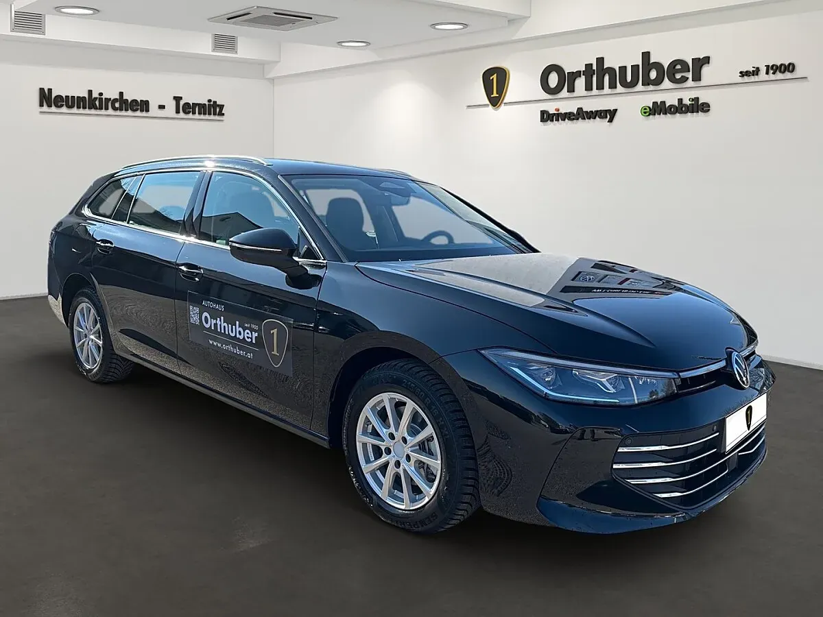 Volkswagen Passat 2025 photo 2